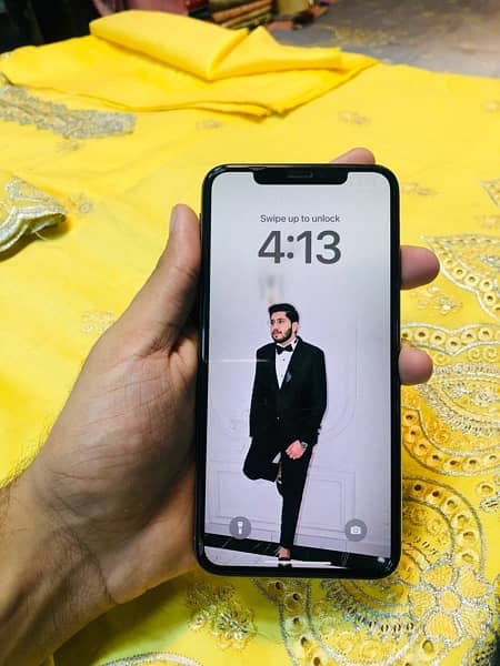 I PHONE XS MAX 64 GB PTA APPROVED 1