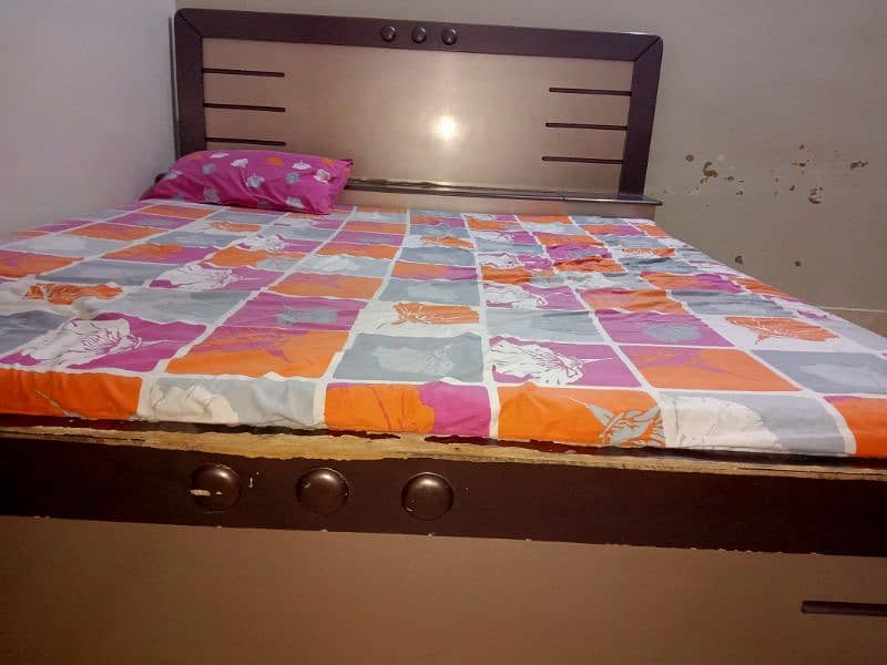 Bed with mattress 3