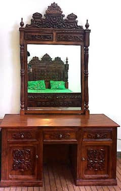 Dressing Table with Mirror