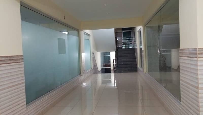 G/11 markaz new plaza vip location 1st floor 700sq corrner office available for rent real piks 6