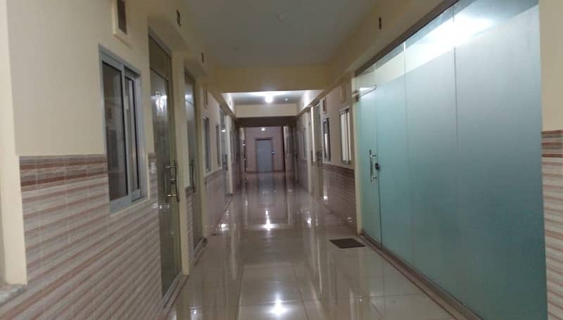 G/11 markaz new plaza vip location 1st floor 700sq corrner office available for rent real piks 7