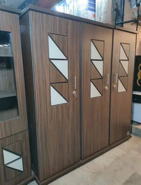 3 door wardrobe 03012211897 18