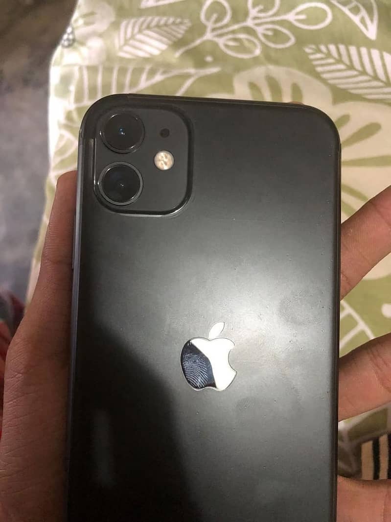 Iphone 11 64 GB Non Pta 1