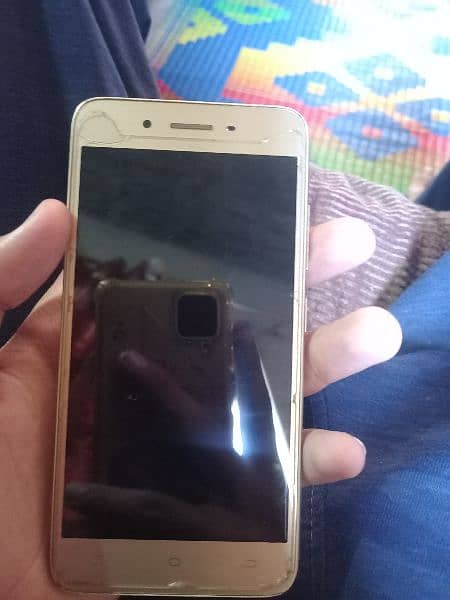 Samsung Galaxy a9 pro  and vivo y53 1606 13