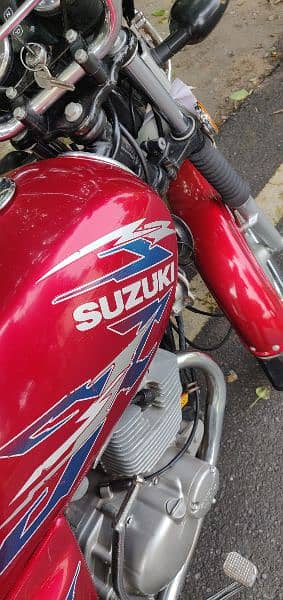 Suzuki GS 150 1