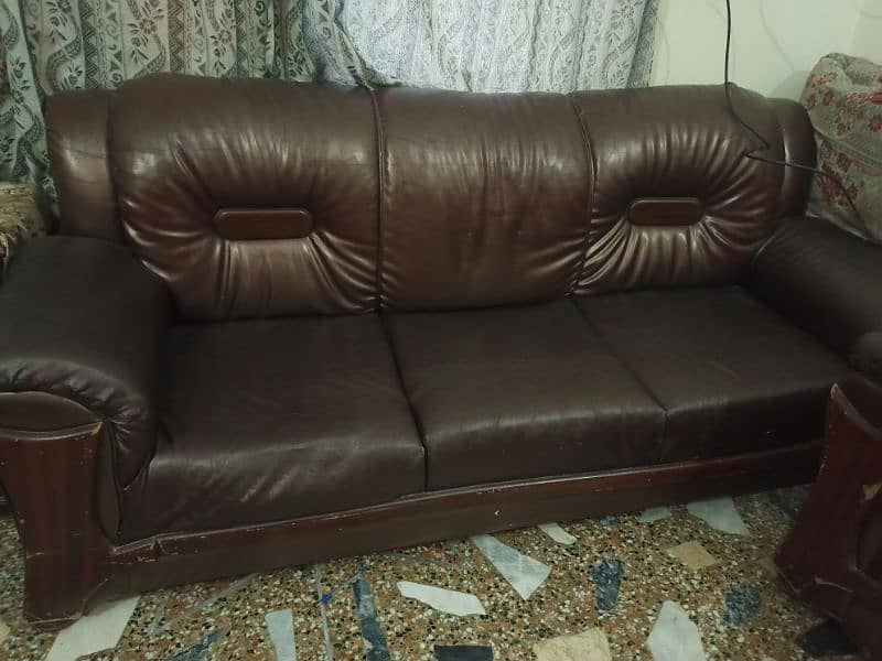 Complete leather sofa set 7