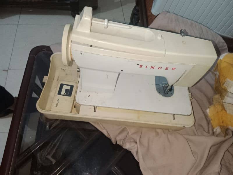 Singer sewing machine 1301 . new no use. 03214668916 2