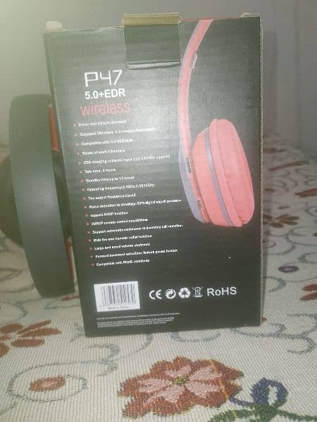 P47 Wireless headphones good condition no fault high sound plus base 5