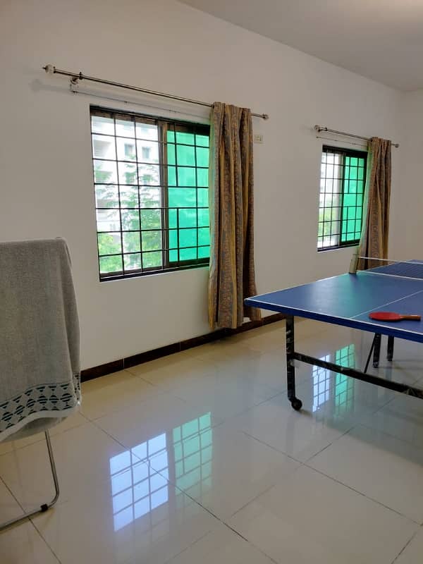 10 MARLA 3 BEDROOM APARTMENT FOR RENT IN ASKARI -11 LAHORE. 1