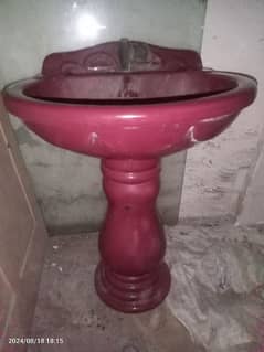 Full size Wash Basin with waste and tooti For Sale