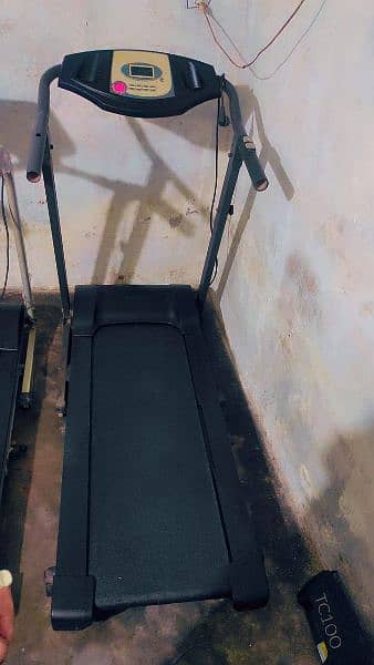 treadmill running 120 kg weight sporttes good working condition 1