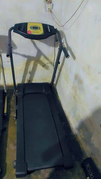 treadmill running 120 kg weight sporttes good working condition 2