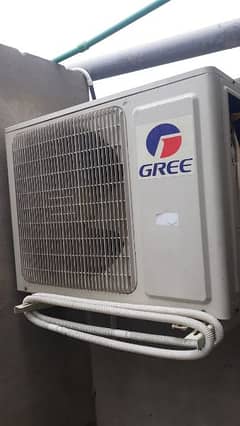 1 ton gree inviter ok condition fresh piece