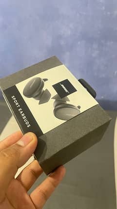 Bose Sports wireless Earbuds 0