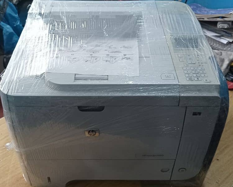 HP p3015 laserjet printer 1