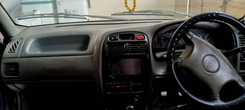 Suzuki Baleno 2003 4