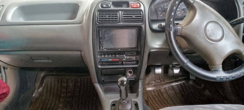 Suzuki Baleno 2003 18