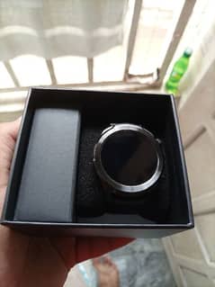 Q-18 smart watch