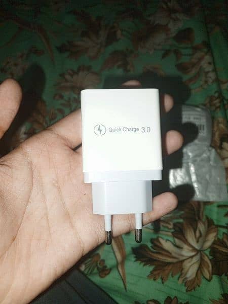 new original 4 in 1 charger 2