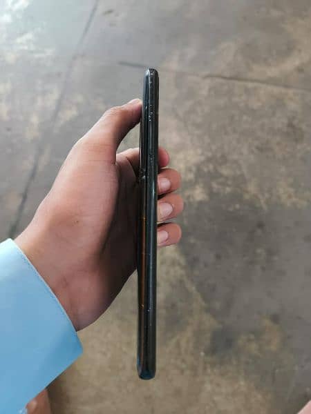 One Plus 7t pro 5g macleran edition 3