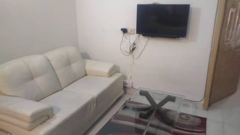 Flat Of 1074 Square Feet Is Available For Sale In Defence Executive Apartments 3