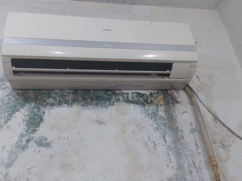 Haier split Ac 1 ton 1