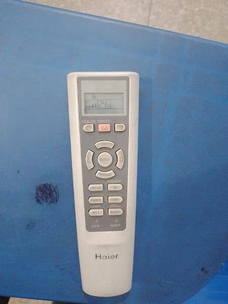 Haier split Ac 1 ton 8