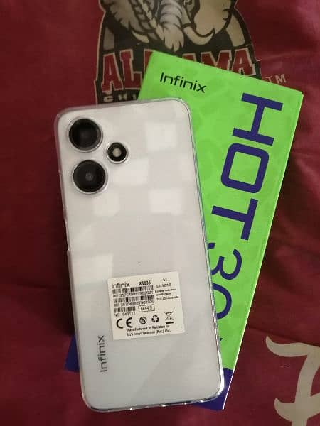 4+4/64 infinix hot 30 play 1