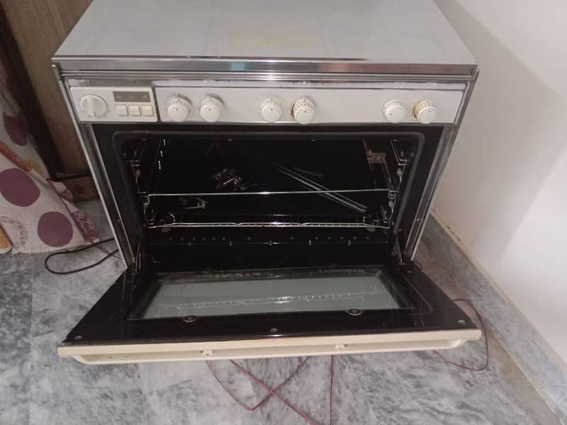 Big Tecnogas Stove+Oven with complete accessories 2