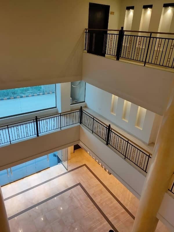 Flat For sale In Zarkon Heights 10