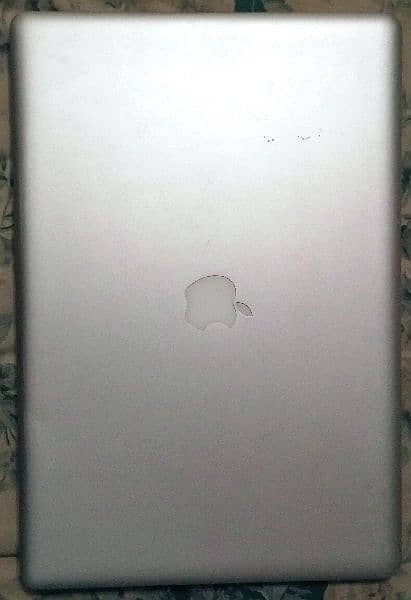 Macbook Pro 17 inch 2010 6gb/500gb Dual Graphics Cards 10/10 Condition 14