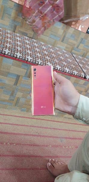 Lg velvet mobile. a1 conditon 8 gb ram and 128 gb memory. PTA NOTE 1