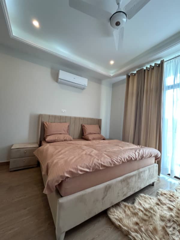 2 bed fully luxurious furnished apertment available for rent in phase 7 5