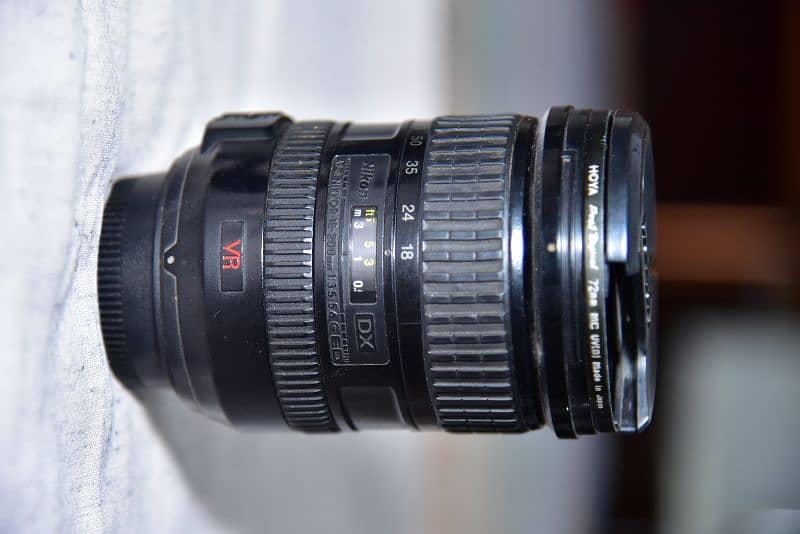 Nikon 18-200 mm lense 2