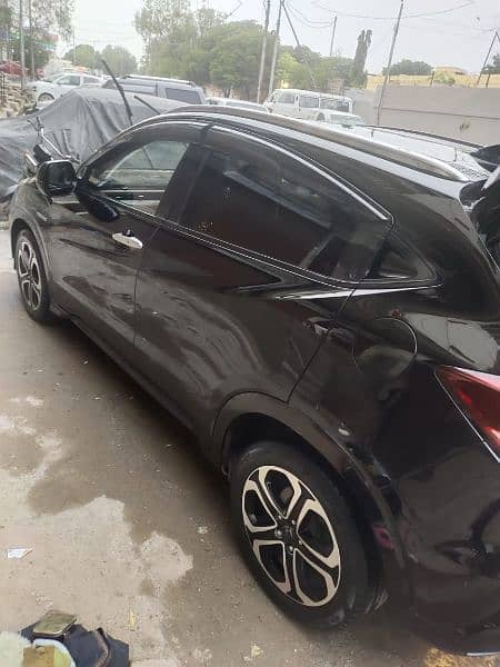 Honda Vezel 2015 1