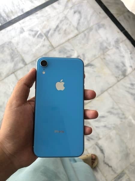 IPhone XR 5