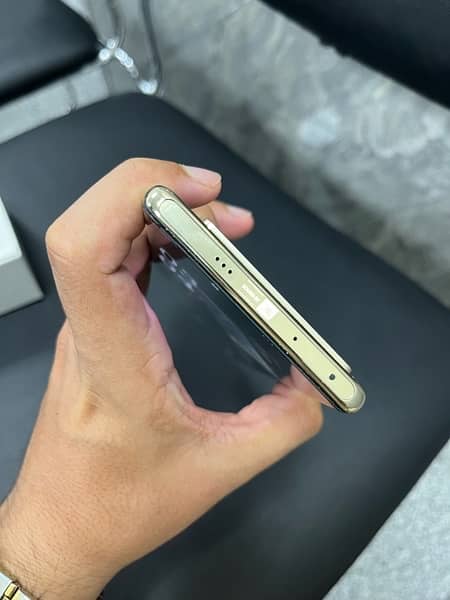 Infinix note 40 pro (6 days Used) 1