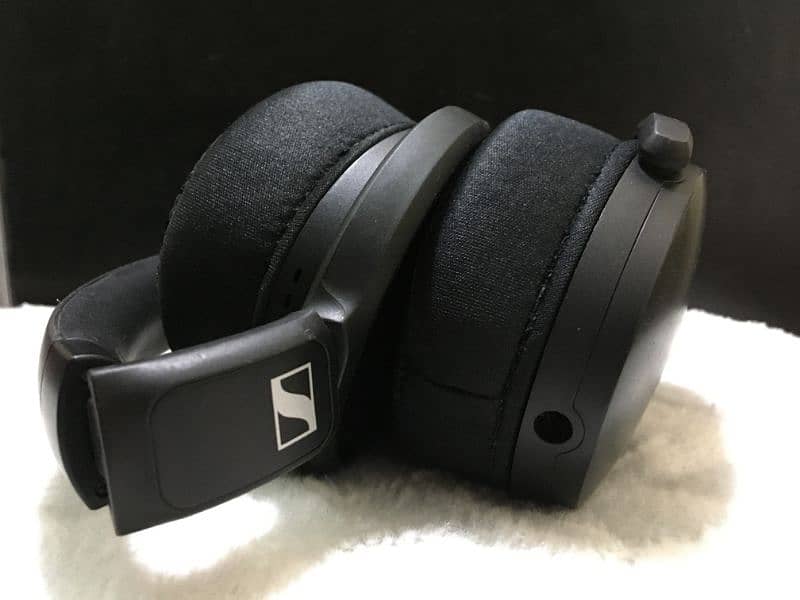 Sennheiser HD-400S Wired Noise Canceling Over Ear Headphone For Sale 2