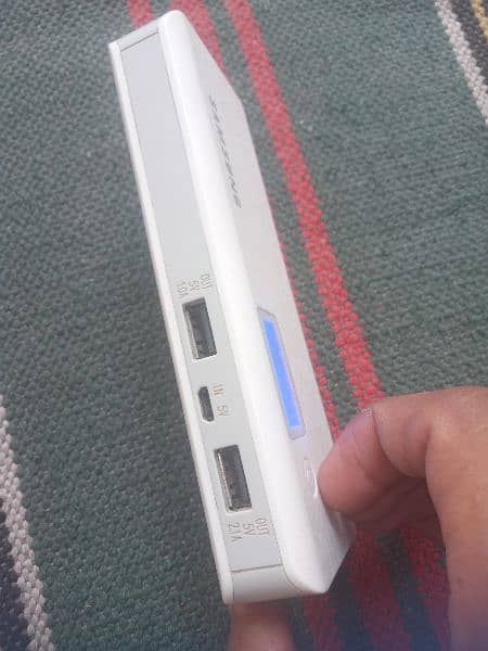 power bank 2000Amh used 2