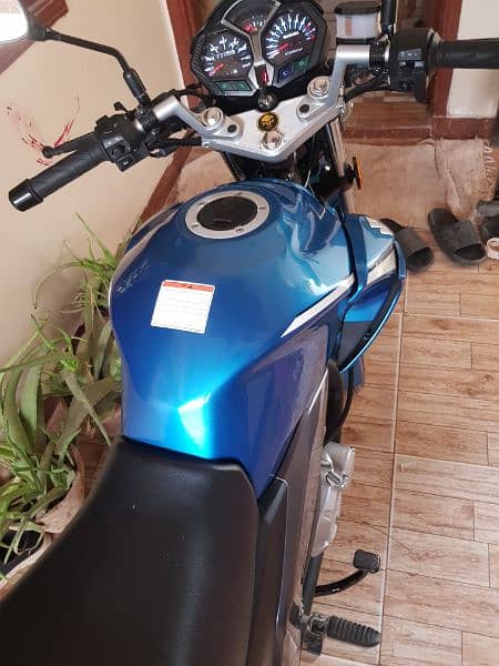 gsx 125 2023 9th month.                       cb 150 ybr 125 gs 150 5