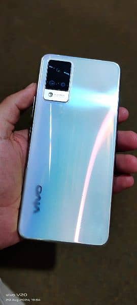 Vivo V21 1