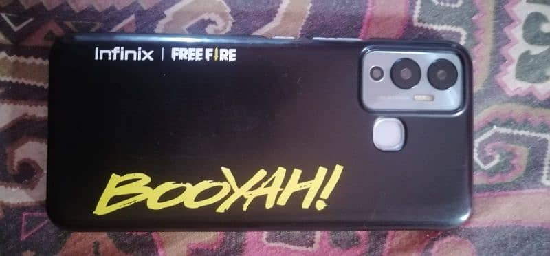 Infinix hot 12 play 4/64 2