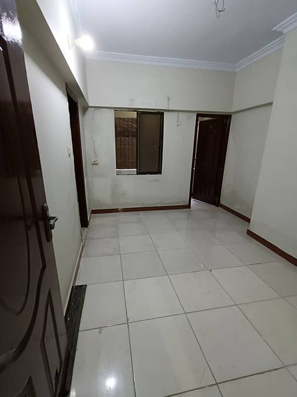 2 bed lounge flat for RENT 2