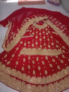 new bridal dress hai paison ki need hai urgent sale