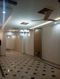 1 kanal beautiful house available for sale in johar town 0