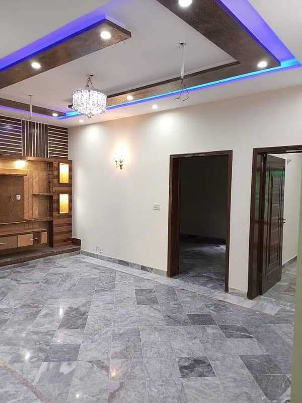 1 kanal beautiful house available for sale in johar town 9