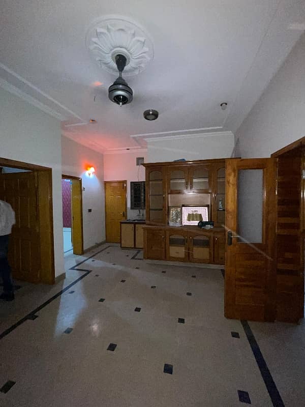 1 kanal beautiful house available for sale in johar town 0