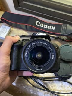 Canon 700D