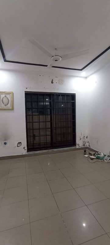 12 marla beautiful house available for sale in johar town 4