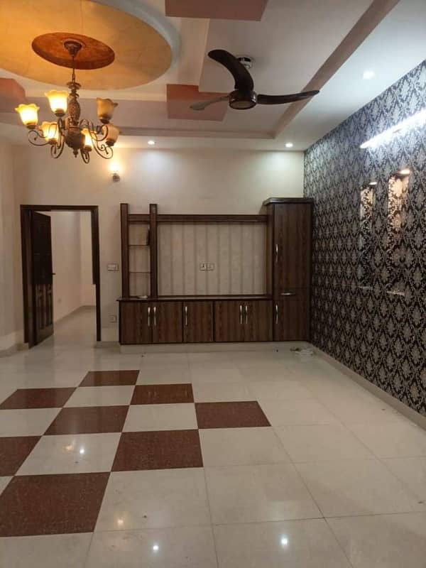 12 marla beautiful house available for sale in johar town 9